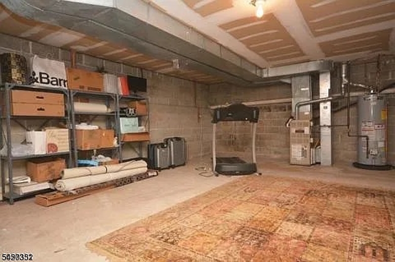 24 Spring Valley Blvd Ondo