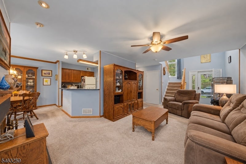 3 Weatherhill Rd
