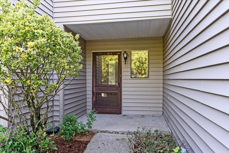 31 Lockley Ct