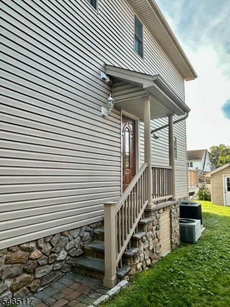 86 A Wesley St A