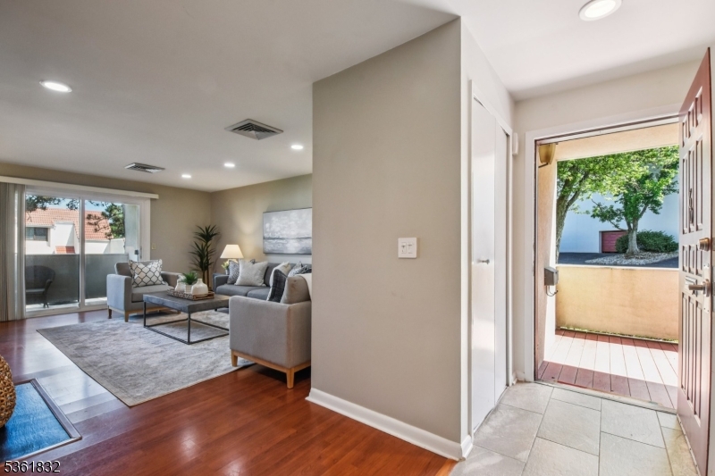 60 Musano Ct