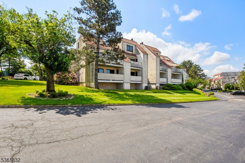 60 Musano Ct