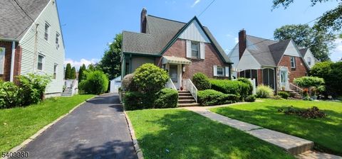 235 Rosewood Ter Linden City NJ 07036