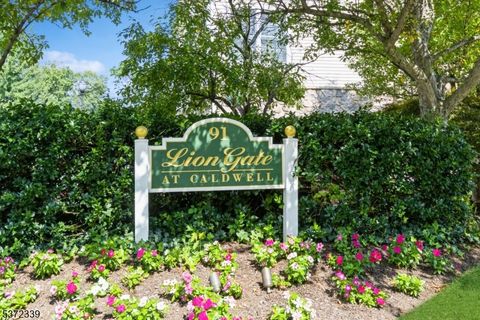 91 Roseland Ave A8 Caldwell Boro Twp. NJ 07006