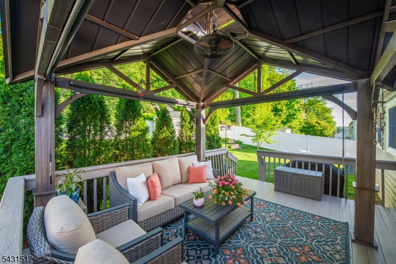 540 Herrick Dr