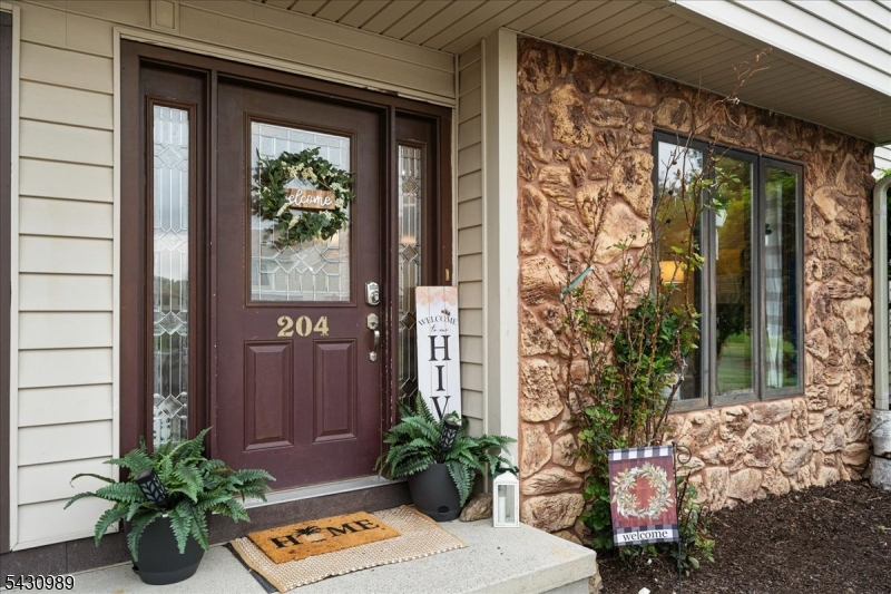 204 Dakota Dr