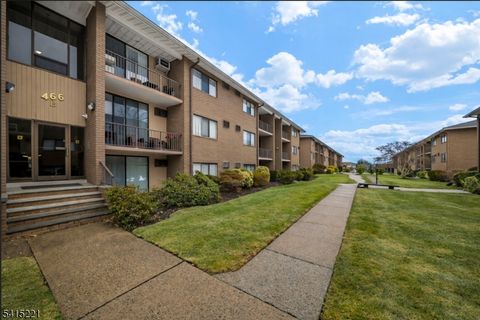 466B Liberty St Little Ferry Boro NJ 07643