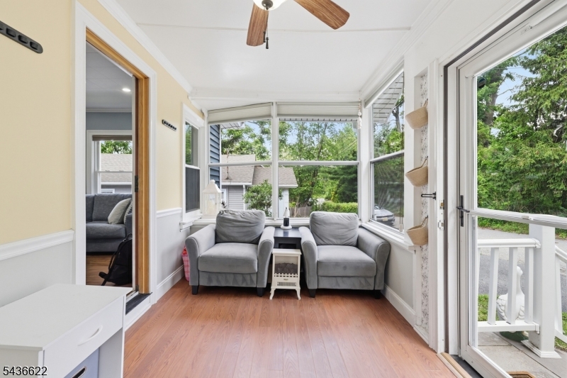 5 Fern Ln