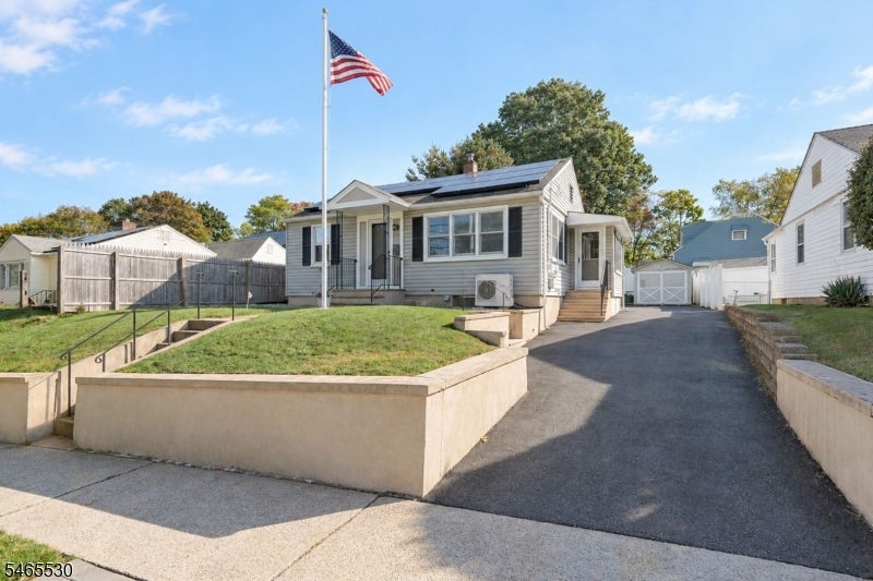 224 Baker St