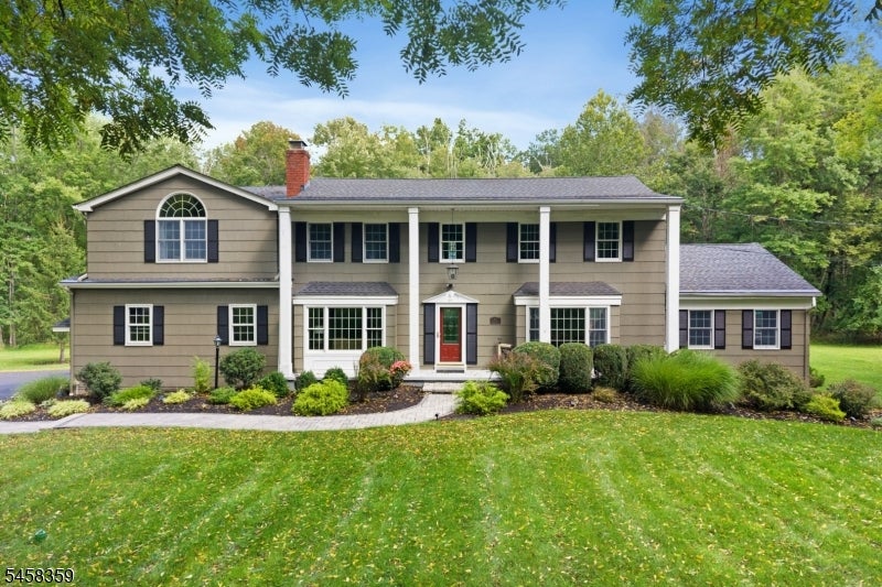 74 Grayrock Rd
