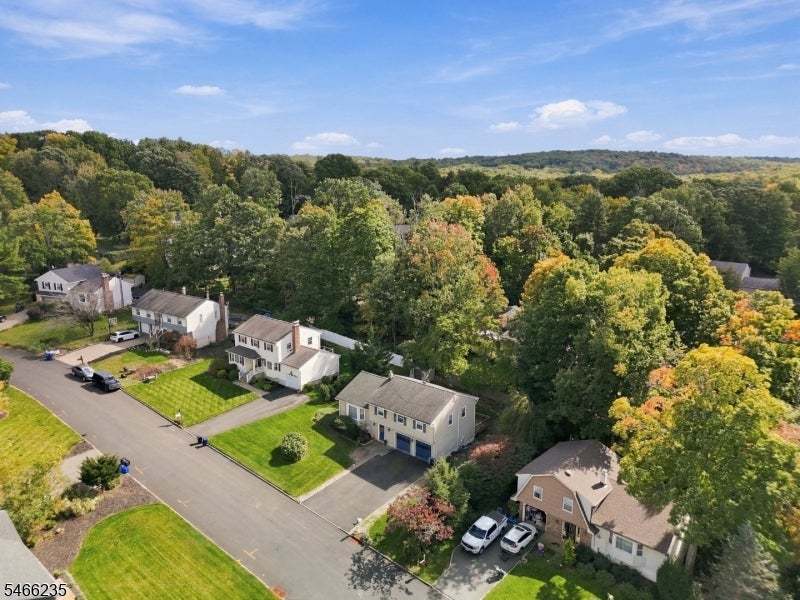 10 Shelley Ct