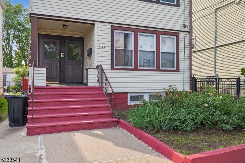 255 Ampere Pkwy