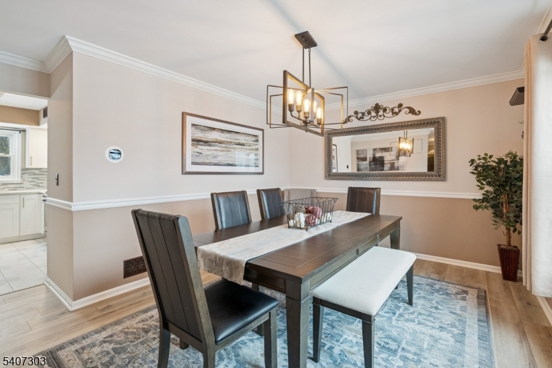 29 Woodside Dr