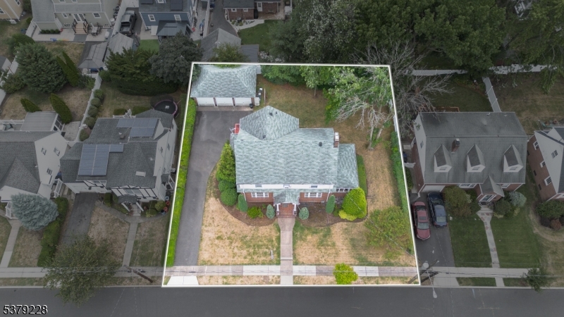 644 Wyoming Ave