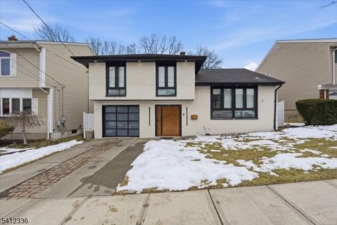 32 Luhman Ter Secaucus Town NJ 07094