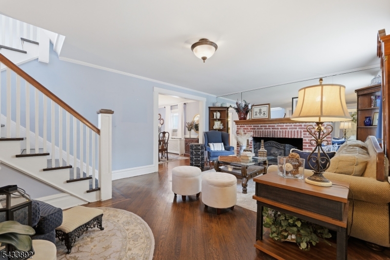 65 Carteret St