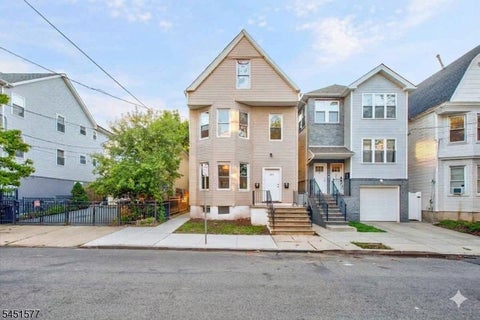 Photo for 225 S 10Th St