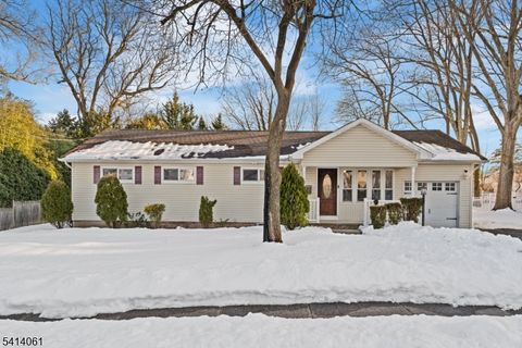 4 Harlow Cres Fair Lawn Boro NJ 07410