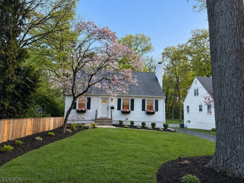165 Russell Rd