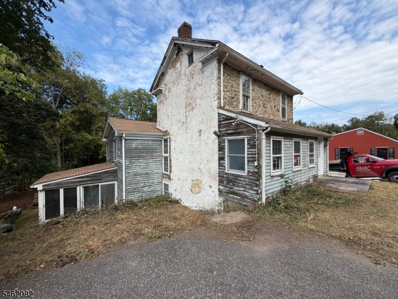 17 Musconetcong River Rd