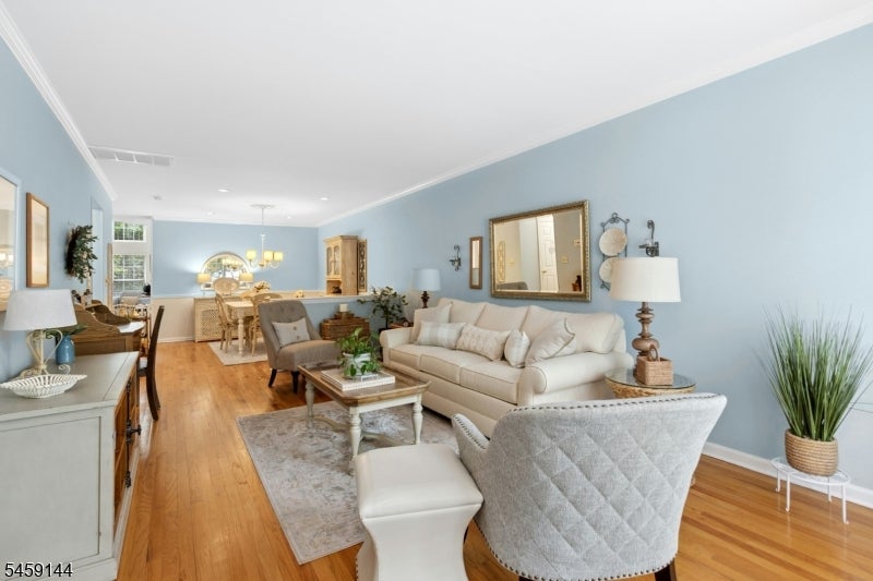 774 FEATHERBED LANE