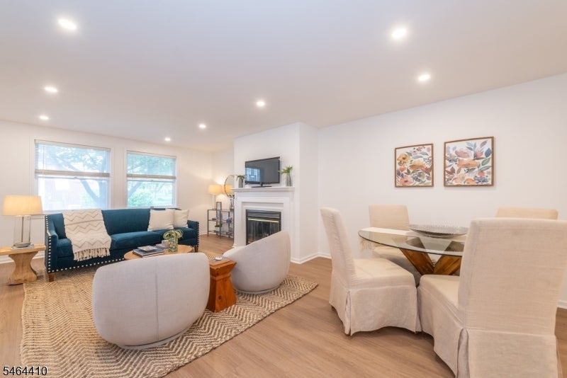 50 Pine St 311
