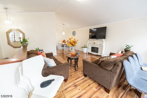 Photo of 278 Alpine St, Perth Amboy, NJ 08861 (MLS # 3993943)