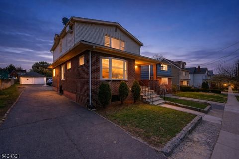 554 Kingsland Ave Lyndhurst Twp. NJ 07071