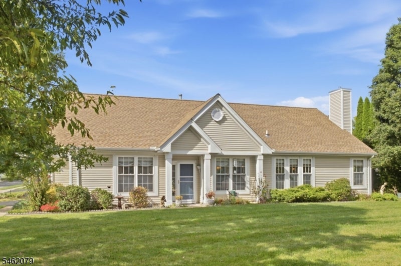 10 Stafford Ln