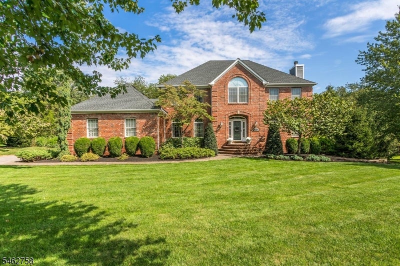 79 Bernard Dr