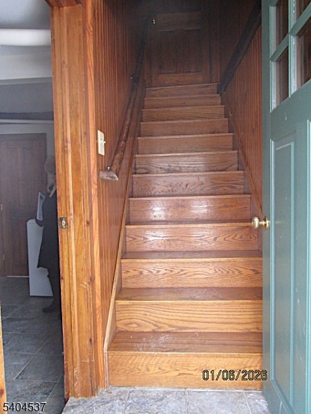 955 Fairview Lake Rd