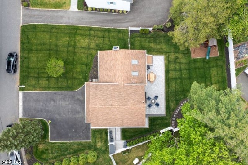 32 Bergen Rd