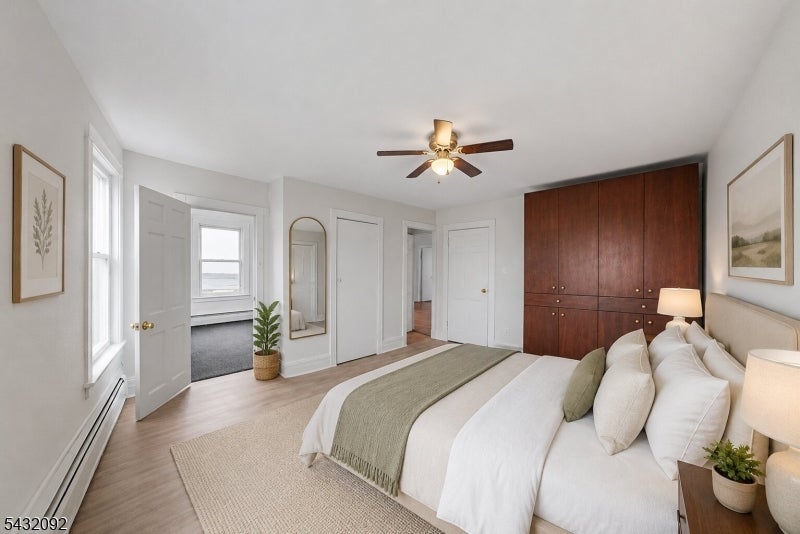 309 Main St 3