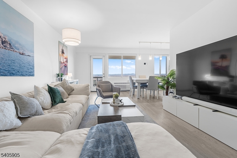 307 Prospect Ave 17D