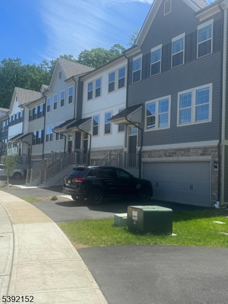 13 General Winds Way