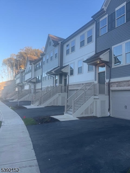 13 General Winds Way 13