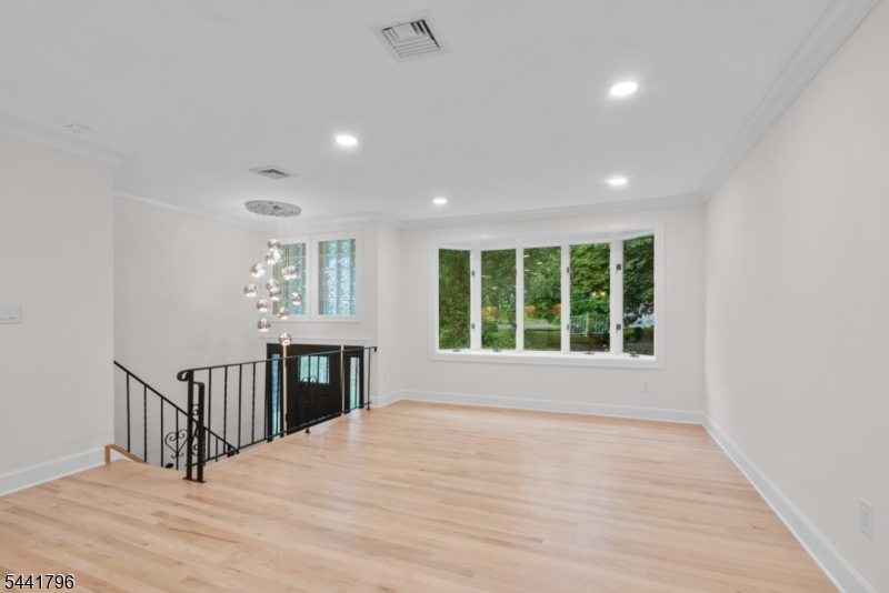 13 Chickadee Rd