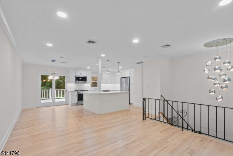 13 Chickadee Rd