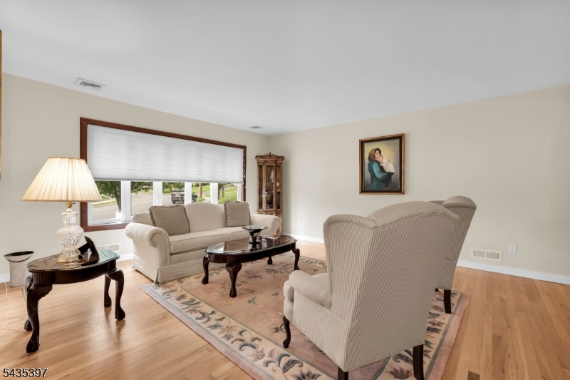 23 Ridge Ct