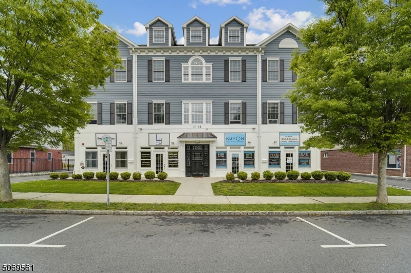 10-12 Elmer St, Unit J J