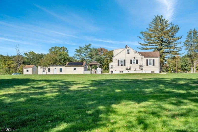 57 N Willow Rd
