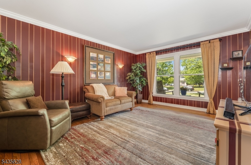 3 EWING DRIVE