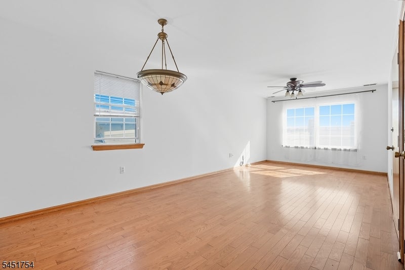 87 Cottage St