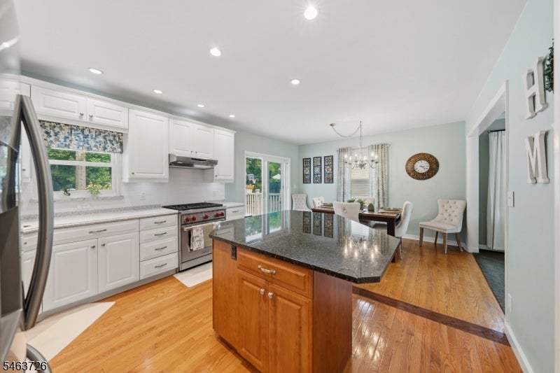 373 Plymouth Rd