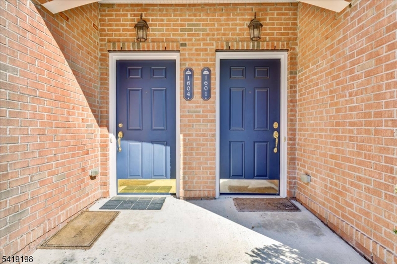 1601 Hamilton St 1601