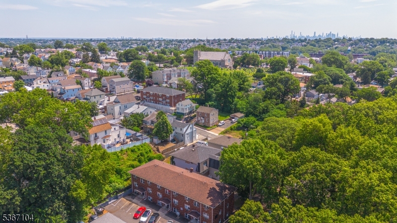 236 Mill St 3R