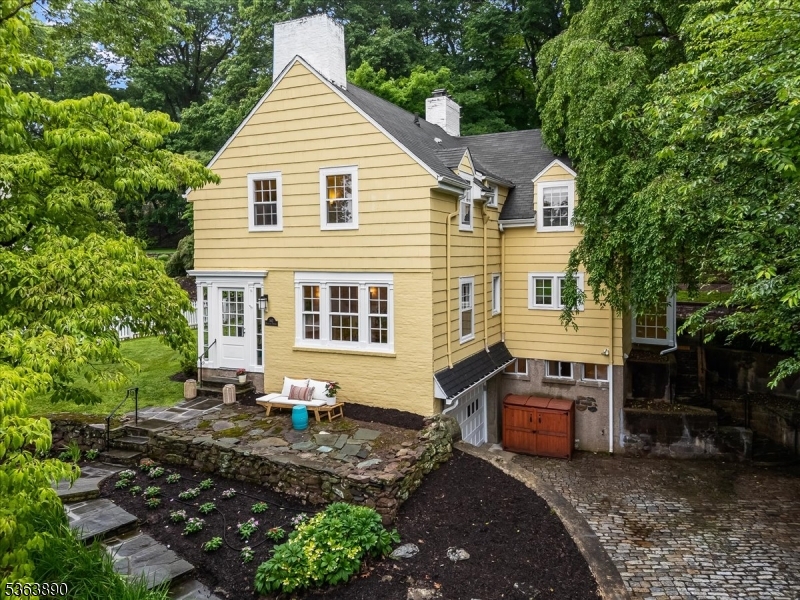 362 Highland Ave