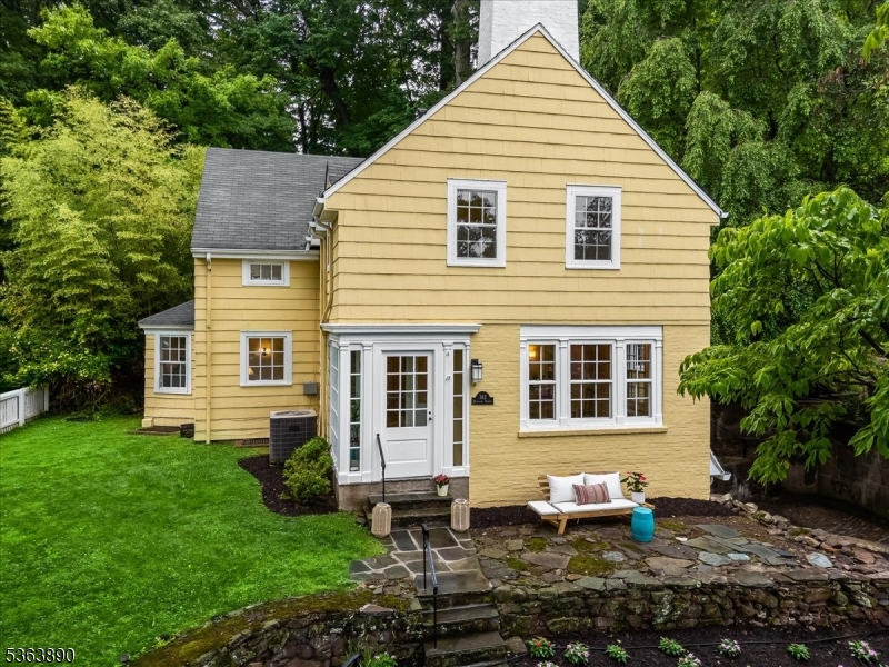 362 Highland Ave