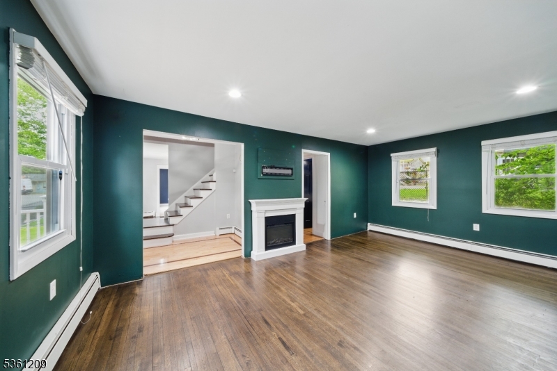 52 CONDICT ROAD
