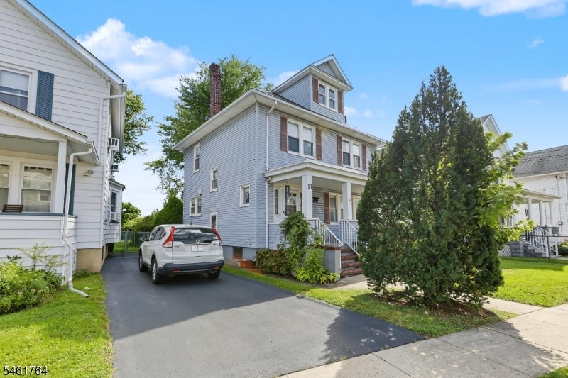 11 Elmer St